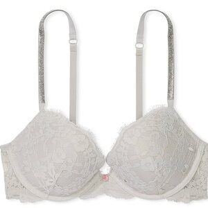Elegant Lace bra and underwear Victoria secret